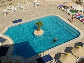 Bella Casa Hotel 4*
